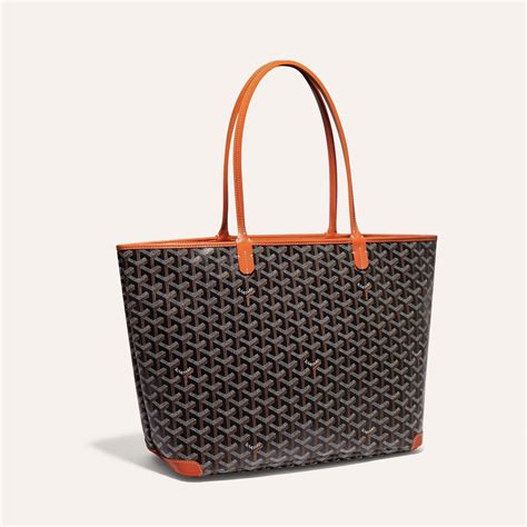 maison goyard tote bags.